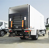 Компания «Гидромаркет» привезла в Украину новую партию гидробортов