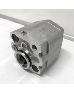 Шестеренчатый гидравлический насос Hydro-Pack 10C8X302 (8 см3, 150 бар, 200 об/мин)