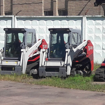 Гусеничний навантажувач Takeuchi TL130 (735 кг, Б/В)