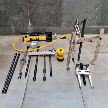 Комплект знімачів Master Puller 20 тонн BHP-2751G Barton Tools