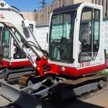 Міні-екскаватор Takeuchi TB135 (0.078 – 0.105 м³, Б/У)